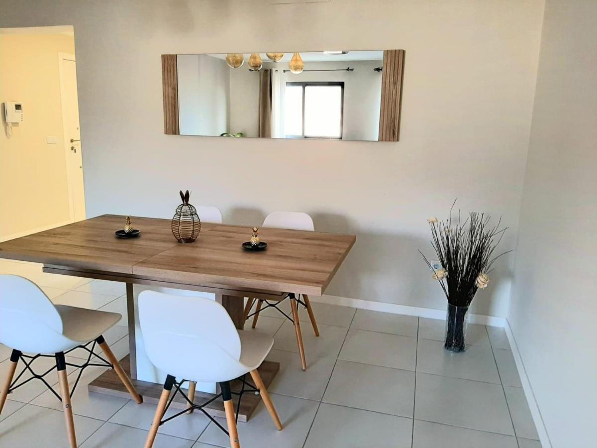 Apartment With Pool In Mindelo Luaran gambar